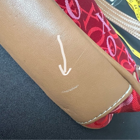 Vintage Y2K XOXO Mini Purse - Picture 7 of 7